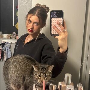 Meet your Posher, Ellyn